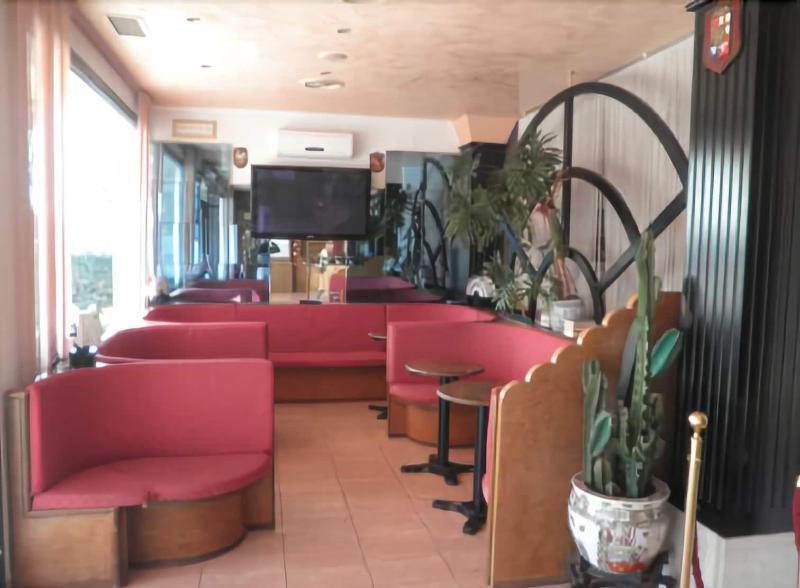 Hotel Touring Sottomarina Exteriör bild